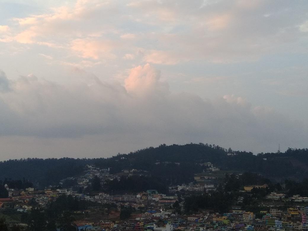 Mmr Grand Inn Ooty Exterior foto