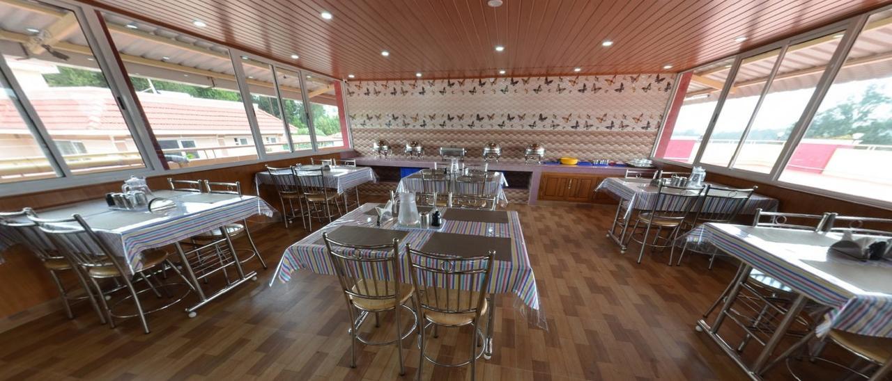 Mmr Grand Inn Ooty Exterior foto