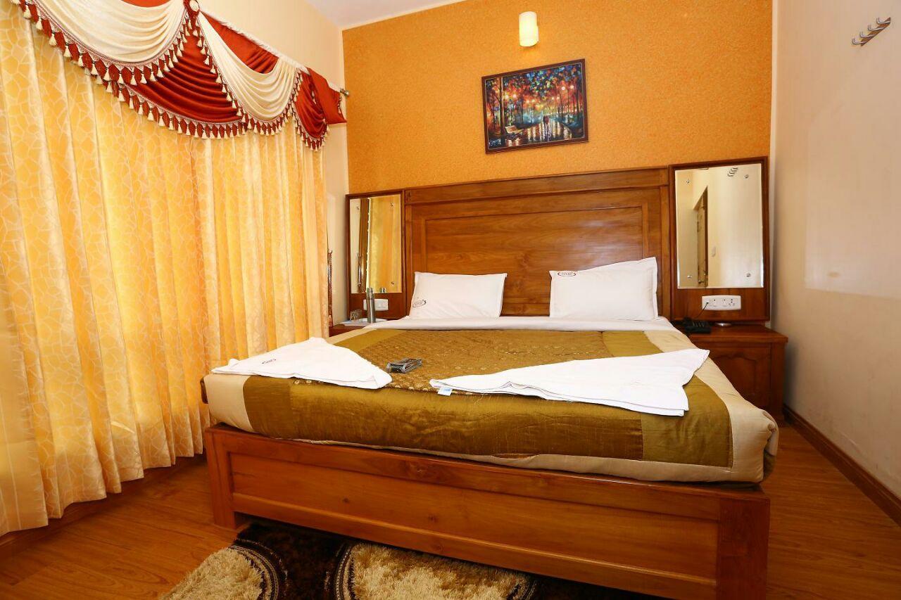 Mmr Grand Inn Ooty Exterior foto